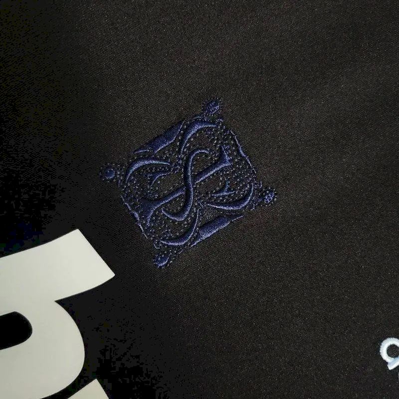 Retro's Real Madrid 2009/10 Away Jersey