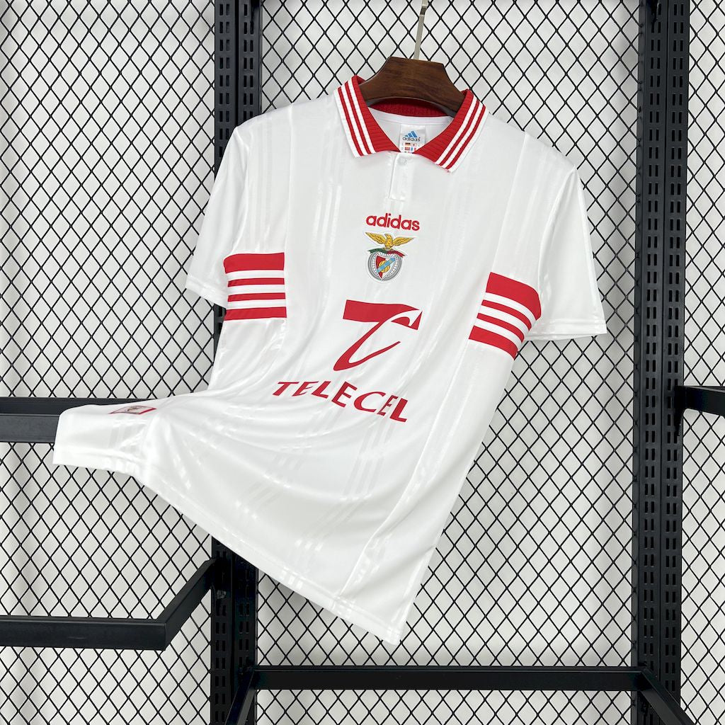 Retro's SL Benfica 1997/98 Away Jersey
