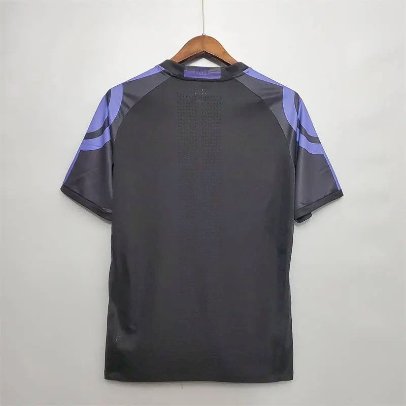 Retro's Real Madrid 2015/16 Third Jersey