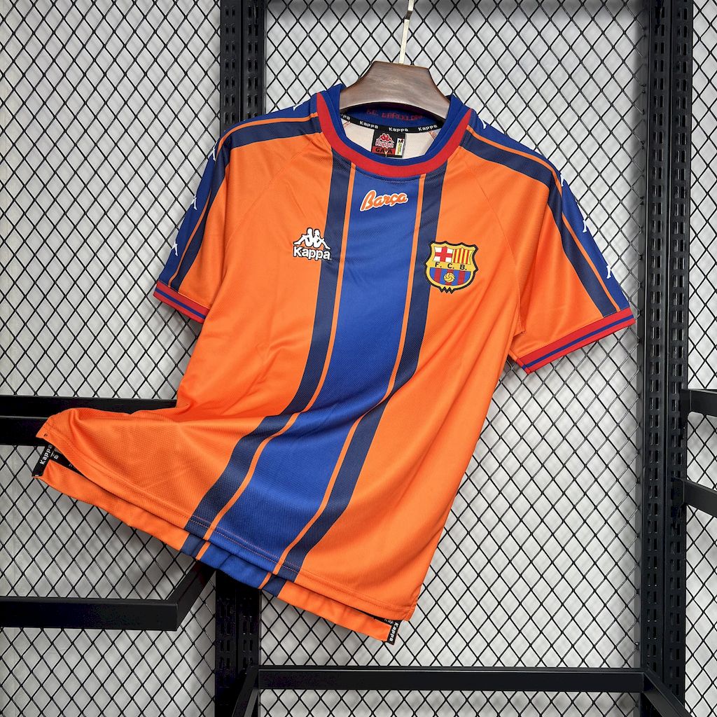 Retro's FC Barcelona 1997/98 Away Jersey