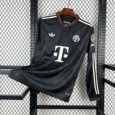 Men’s Bayern Munich 2025/26 Third Long Sleeve Jersey