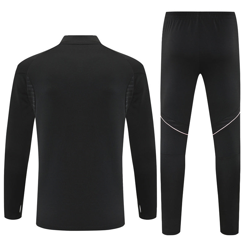 Juventus 2025/26 Half-Zip Training Set – Essential Edition