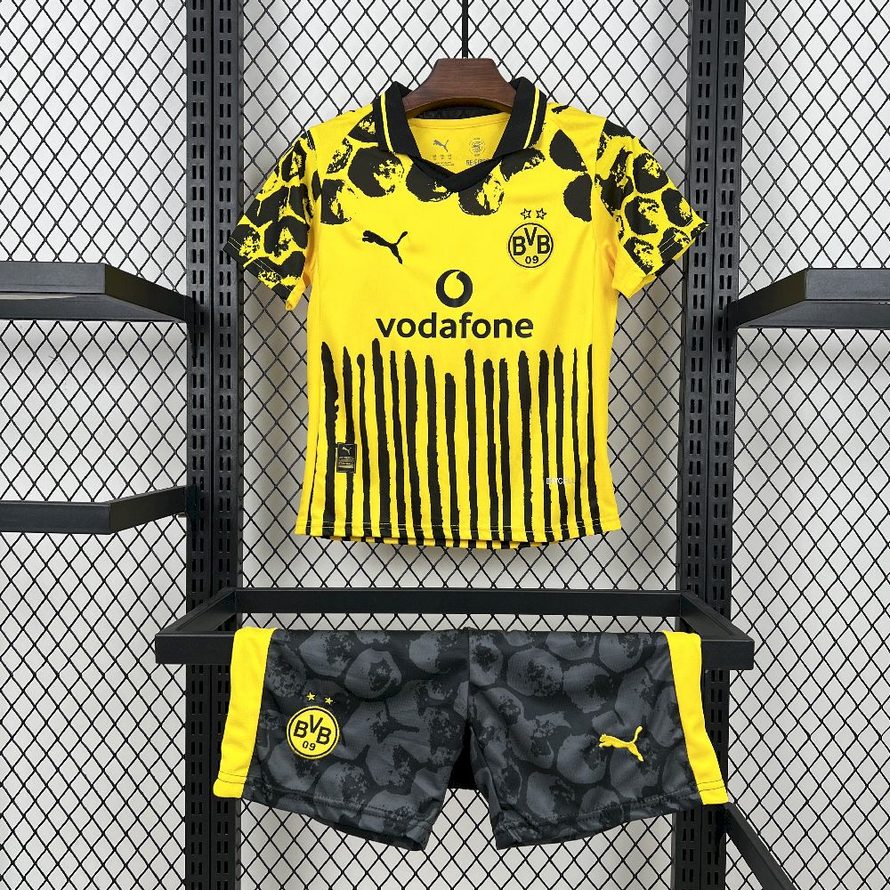 Kid's Borussia Dortmund 2025/26 Special Edition Kit